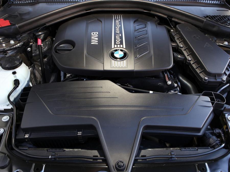  BMW 320d Sedan Modern Line 2012 года  (AU) (фото 15 из 16)